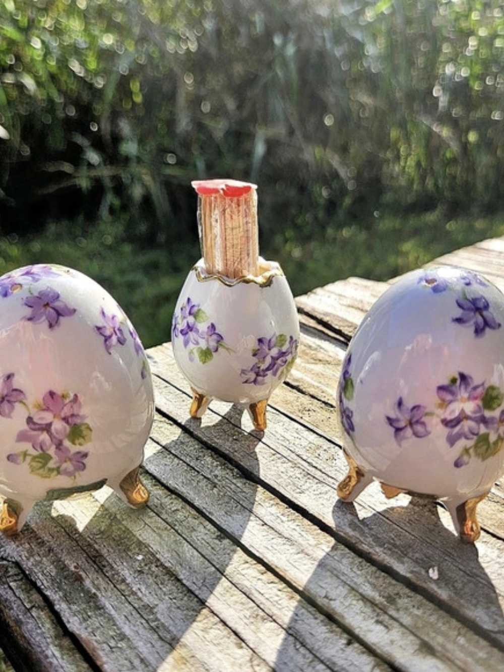 Egg Salt & Pepper Shakers w Toothpick Holder Set in Pink & Purple